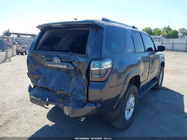 Toyota 4runner Sr5 Premium 2019 JTEBU5JR3K5733720 Image 4