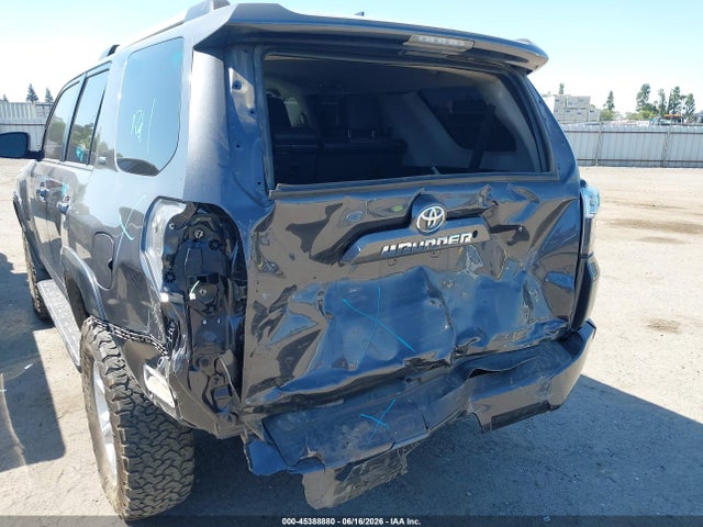 Toyota 4runner Sr5 Premium 2019 JTEBU5JR3K5733720 Image 6