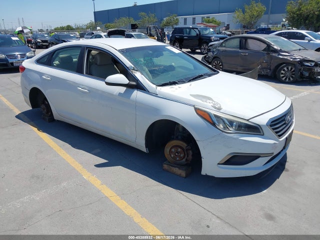 Hyundai SONATA SE 2016 5NPE24AF9GH316729 Image 1