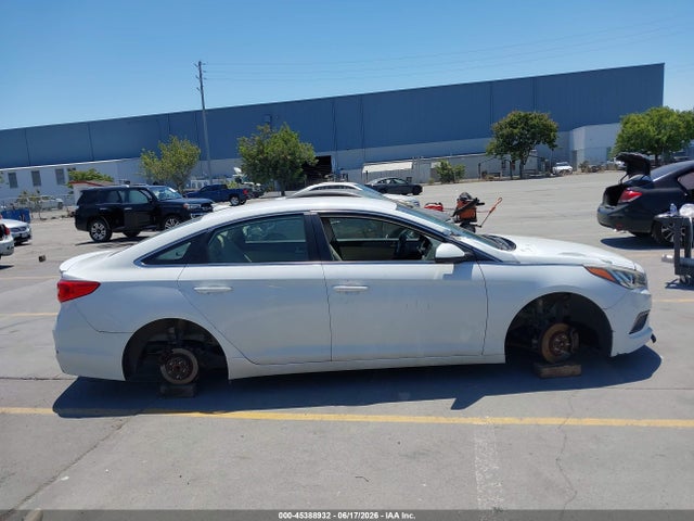 Hyundai SONATA SE 2016 5NPE24AF9GH316729 Image 13