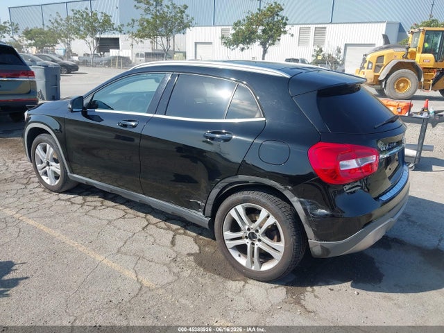 WDCTG4GB4JJ431034 Mercedes-Benz Gla 250 4matic