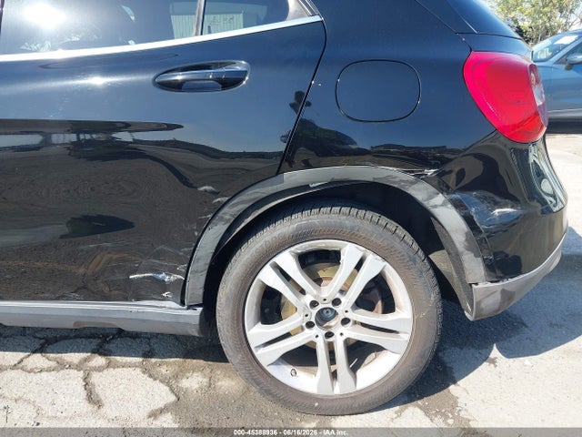 WDCTG4GB4JJ431034 Mercedes-Benz Gla 250 4matic