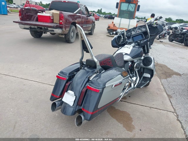 Harley-Davidson FLHXSE 2019 1HD1PXL13KB958195 Image 4