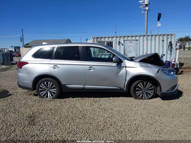 Mitsubishi Outlander Se 2019 JA4AD3A33KZ044893 Image 13