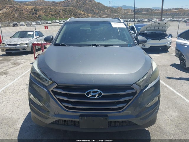 Hyundai TUCSON SE 2016 KM8J33A46GU090266 Image 13