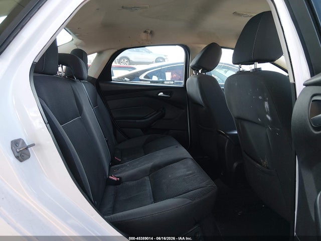 Ford FOCUS SE 2014 1FADP3F24EL112755 Image 8