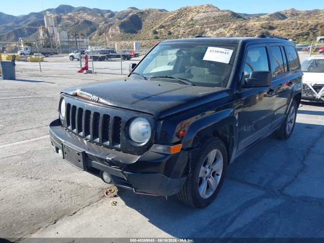 Jeep Patriot Latitude 2014 1C4NJPFB2ED630817 Image 2