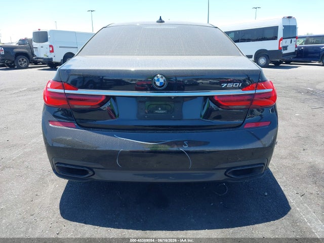 BMW 750i 2017 WBA7F0C31HGM21535 Image 16