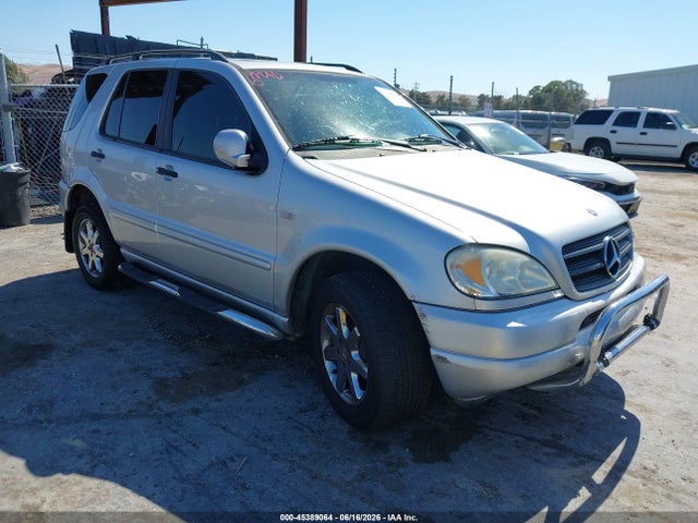 45389064 :رقم المزاد ، 4JGAB72E4YA167446 vin ، 2000 Mercedes-benz Ml 430 مزاد بيع