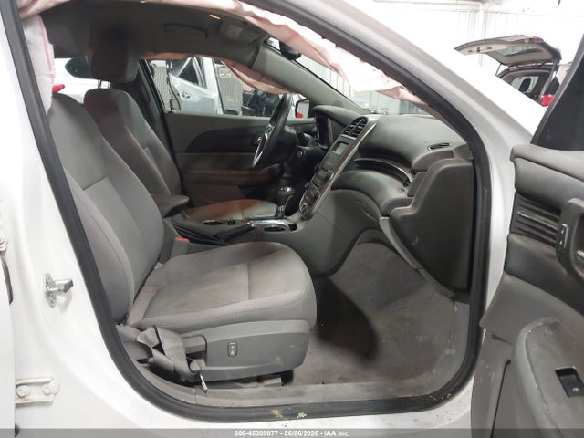 45389077 :رقم المزاد ، 1G11B5SL3EF288970 vin ، 2014 Chevrolet Malibu 1ls مزاد بيع