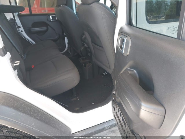 1C4HJXDM1MW823075 Jeep Wrangler Unlimited Sport S 4x4