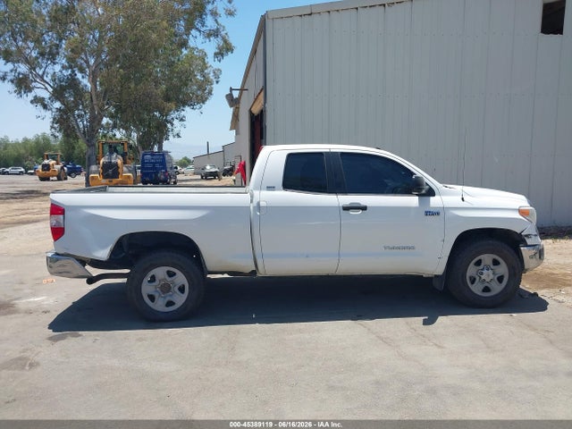 5TFUW5F16HX595145 Toyota Tundra Sr5 5.7l V8