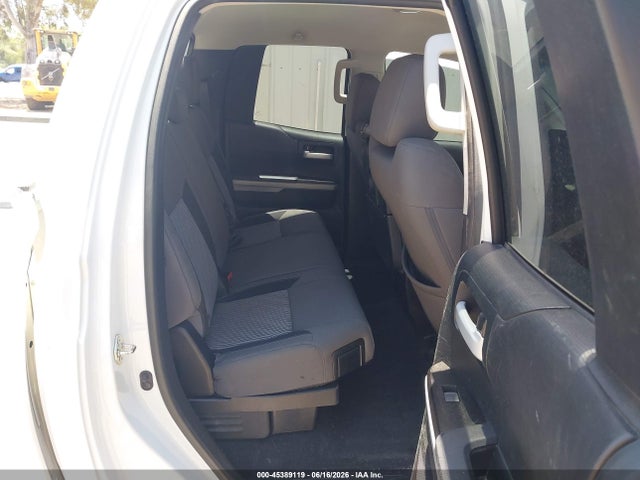 5TFUW5F16HX595145 Toyota Tundra Sr5 5.7l V8