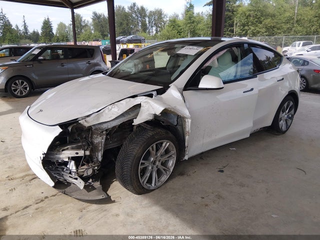Продаж на аукціоні авто 2023 Tesla Model Y Awd/long Range Dual Motor All-wheel Drive, vin: 7SAYGAEE4PF827006, номер лоту: 45389126