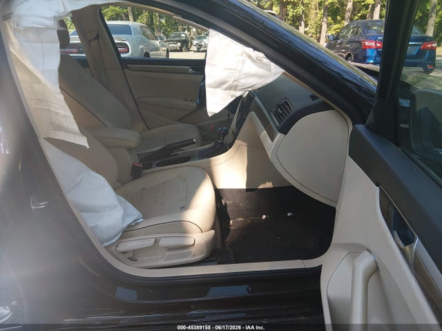 Продажа на аукционе авто 2016 Volkswagen Passat 1.8t Se, vin: 1VWBT7A38GC014042, номер лота: 45389158