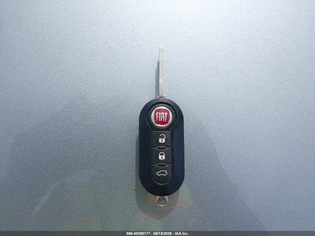 Fiat 500E BATTERY ELECTRIC 2015 3C3CFFGEXFT623271 Image 11