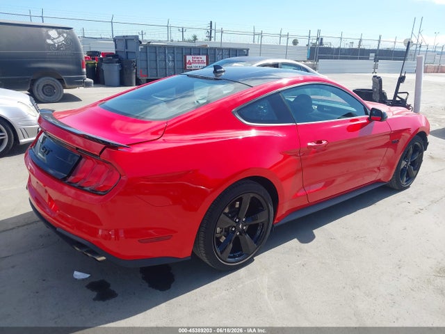 45389203 :رقم المزاد ، 1FA6P8CF1N5144046 vin ، 2022 Ford Mustang Gt Fastback مزاد بيع