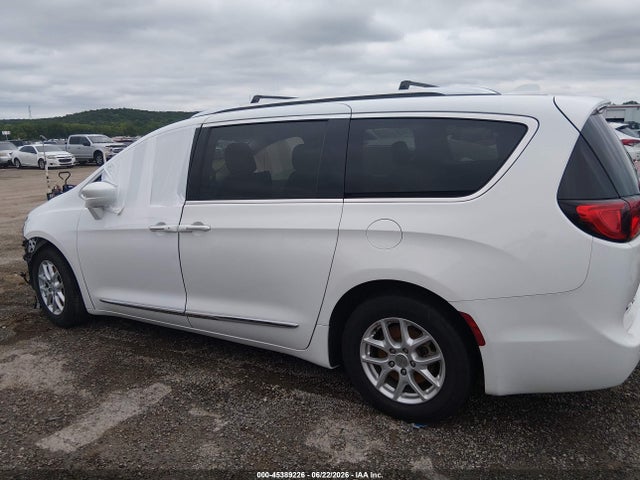 Auction sale of the 2020 Chrysler Pacifica Touring L, vin: 2C4RC1BG7LR271453, lot number: 45389226