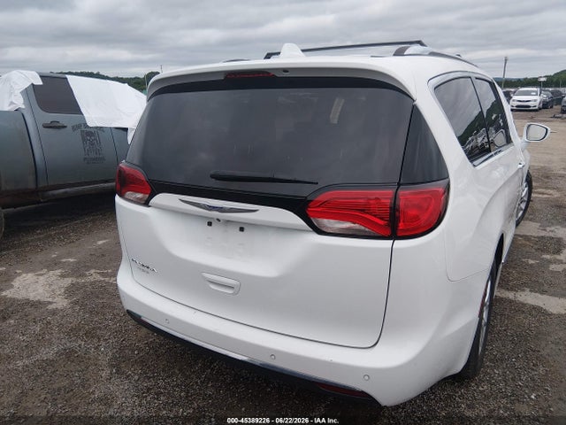 Auction sale of the 2020 Chrysler Pacifica Touring L, vin: 2C4RC1BG7LR271453, lot number: 45389226