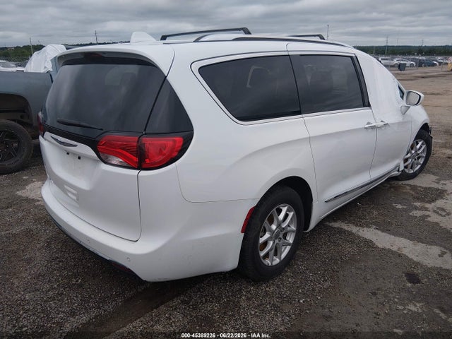 Auction sale of the 2020 Chrysler Pacifica Touring L, vin: 2C4RC1BG7LR271453, lot number: 45389226