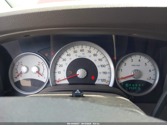 45389227 :رقم المزاد ، 1D4HD48N75F605249 vin ، 2005 Dodge Durango Slt مزاد بيع