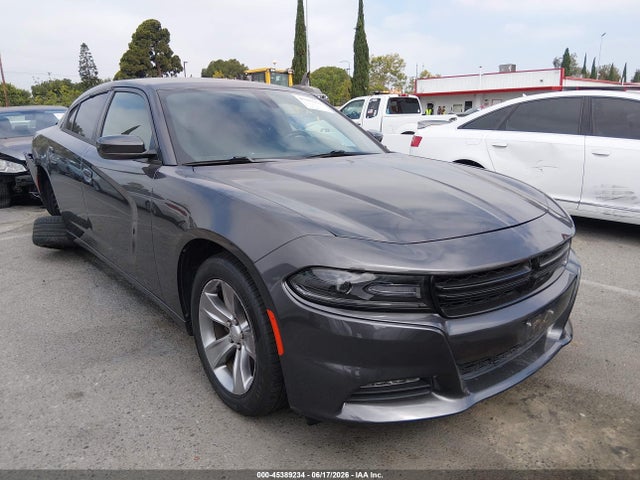 2018 2C3CDXHG1JH176679 main image