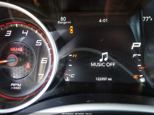 2C3CDXHG1JH176679 Dodge Charger Sxt Plus Rwd