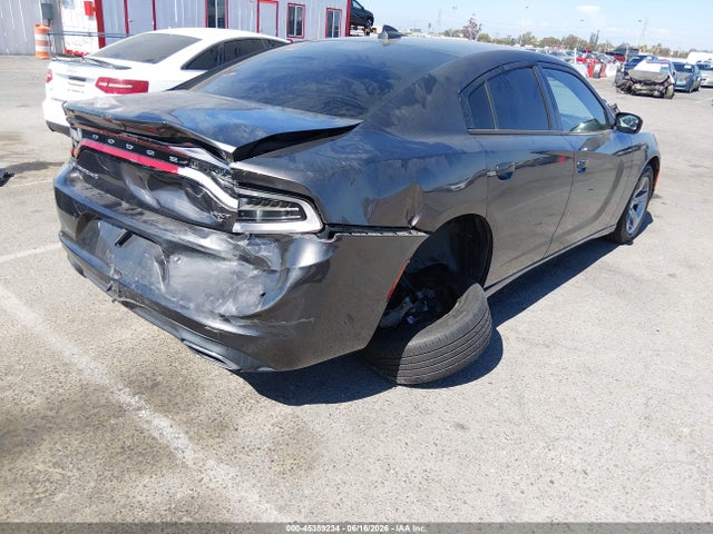 2C3CDXHG1JH176679 Dodge Charger Sxt Plus Rwd