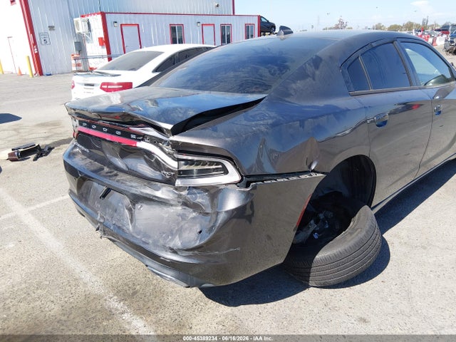 2C3CDXHG1JH176679 Dodge Charger Sxt Plus Rwd