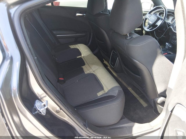 2C3CDXHG1JH176679 Dodge Charger Sxt Plus Rwd