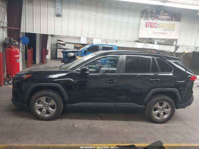 2T3W1RFV1NW206686 Toyota Rav4 Xle