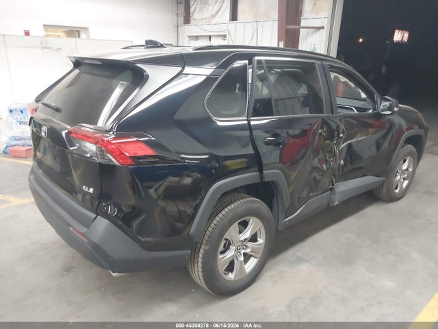 2T3W1RFV1NW206686 Toyota Rav4 Xle
