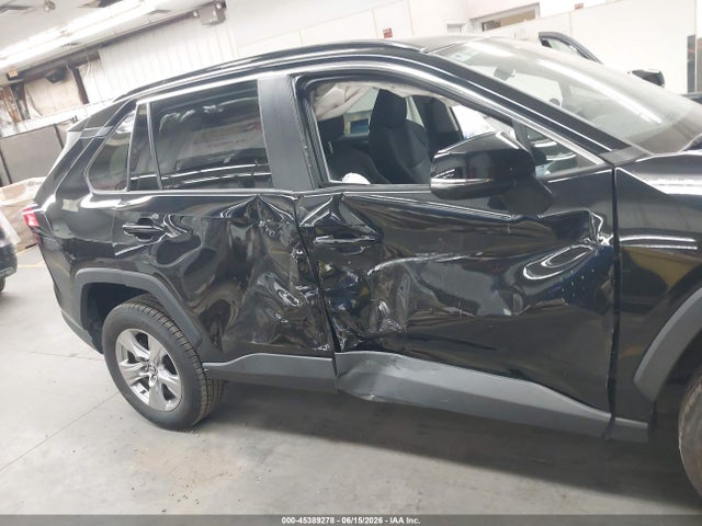 2T3W1RFV1NW206686 Toyota Rav4 Xle