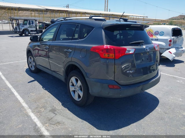 Toyota Rav4 Xle 2014 JTMRFREV0EJ000127 Image 3