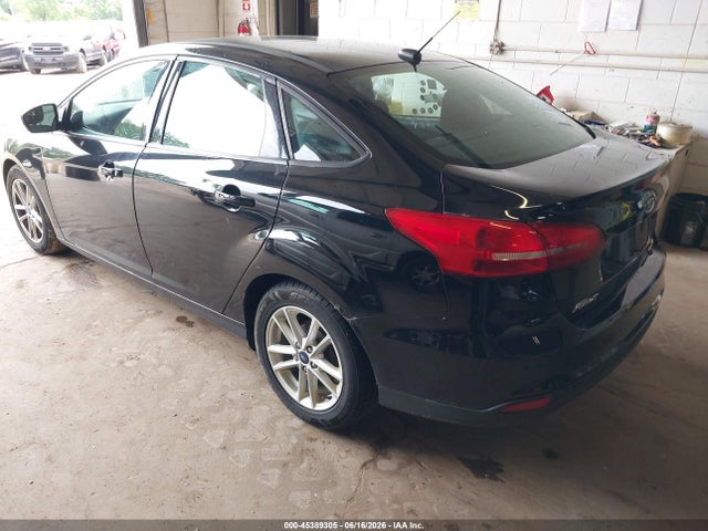 45389305 :رقم المزاد ، 1FADP3F27GL383764 vin ، 2016 Ford Focus Se مزاد بيع