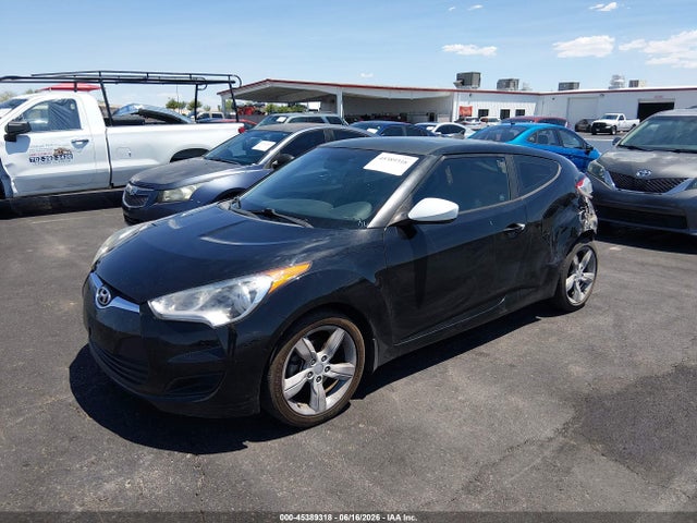 Hyundai Veloster Base W/black 2014 KMHTC6AD3EU186041 Image 2