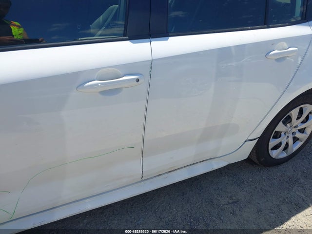 Toyota COROLLA LE 2026 JTDB4MEE8T3042251 Image 17