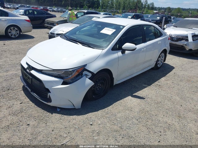 Toyota COROLLA LE 2026 JTDB4MEE8T3042251 Image 2