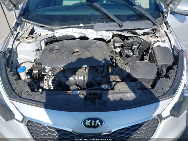 KIA FORTE LX 2016 KNAFX4A61G5498946 Image 10