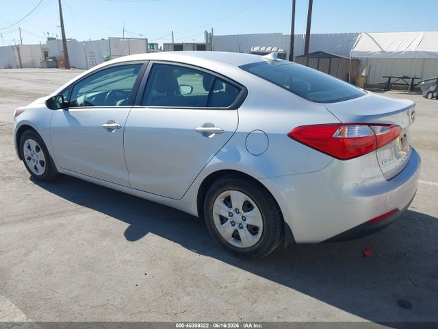 KIA FORTE LX 2016 KNAFX4A61G5498946 Image 3