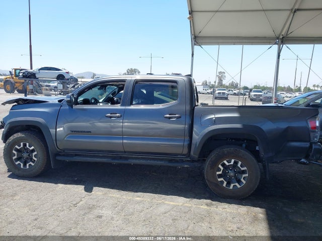 3TMCZ5AN2NM464101 Toyota Tacoma Trd Off Road