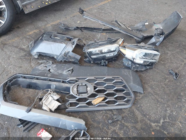 3TMCZ5AN2NM464101 Toyota Tacoma Trd Off Road