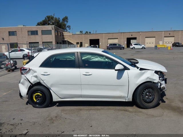 3KPA25AB9KE209369 KIA Rio 5-door S