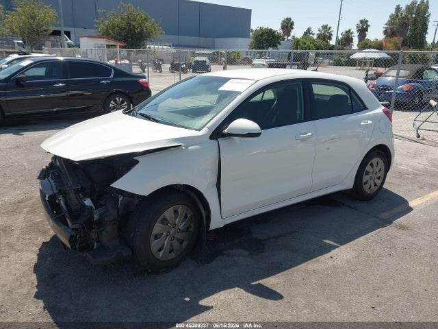 3KPA25AB9KE209369 KIA Rio 5-door S
