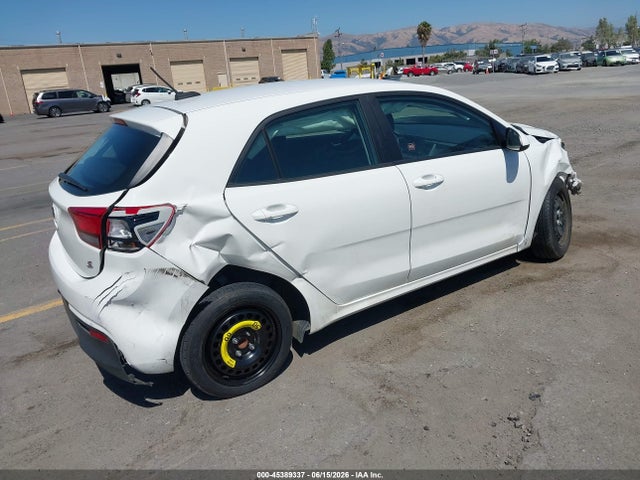 3KPA25AB9KE209369 KIA Rio 5-door S