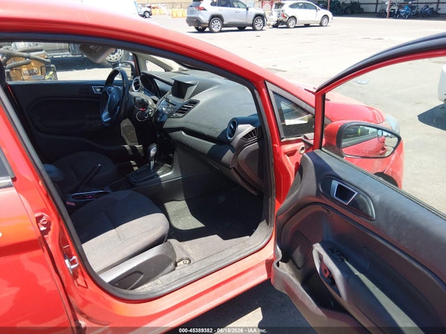 3FADP4EJXFM146598 Ford FIESTA SE