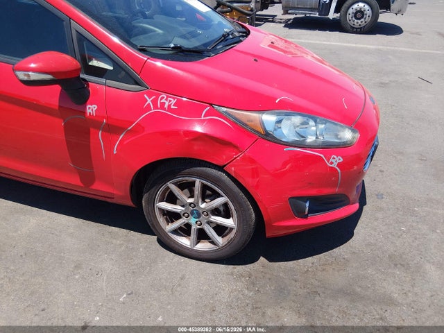 3FADP4EJXFM146598 Ford FIESTA SE