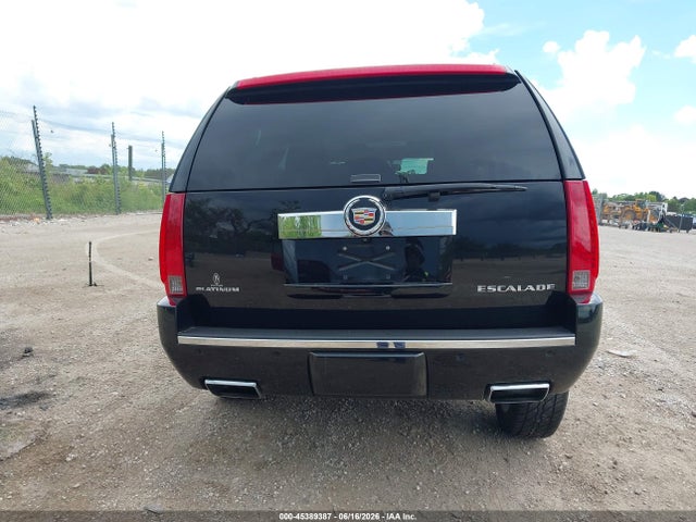 2014 Cadillac Escalade Platinum მანქანა იყიდება აუქციონზე, vin: 1GYS4DEF0ER131475, აუქციონის ნომერი: 45389387
