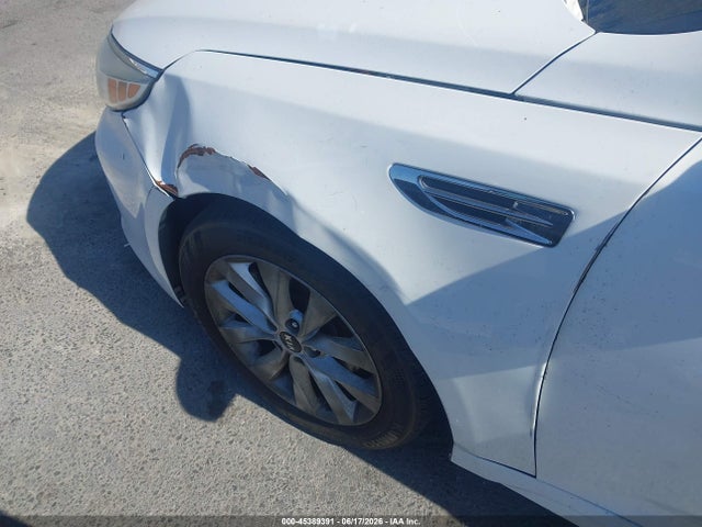 KIA Optima S 2018 5XXGT4L30JG246226 Image 18