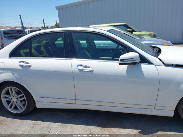 WDDGF4HB0EG245184 Mercedes-Benz C 250 Sport